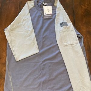 Tyndale versa raglan tshirt